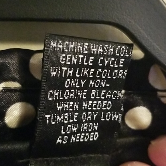 Super classy Polka Dot dress - Size 10 - Picture 6 of 6